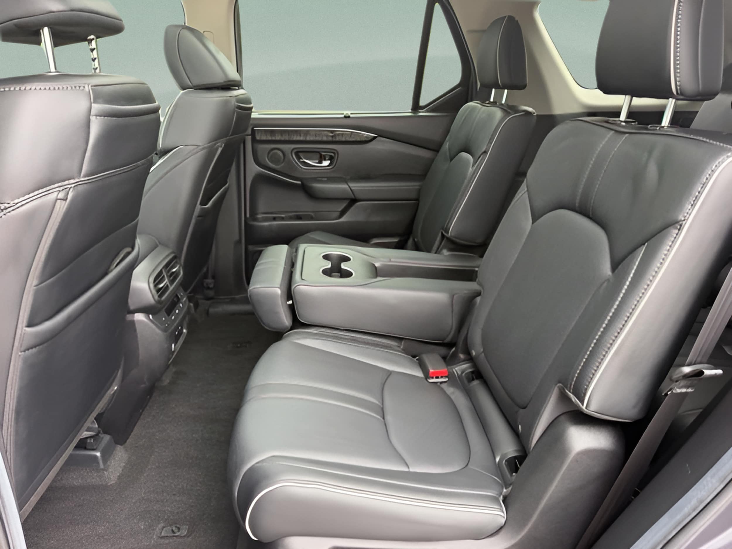 2025 Honda Pilot Elite - Photo 26