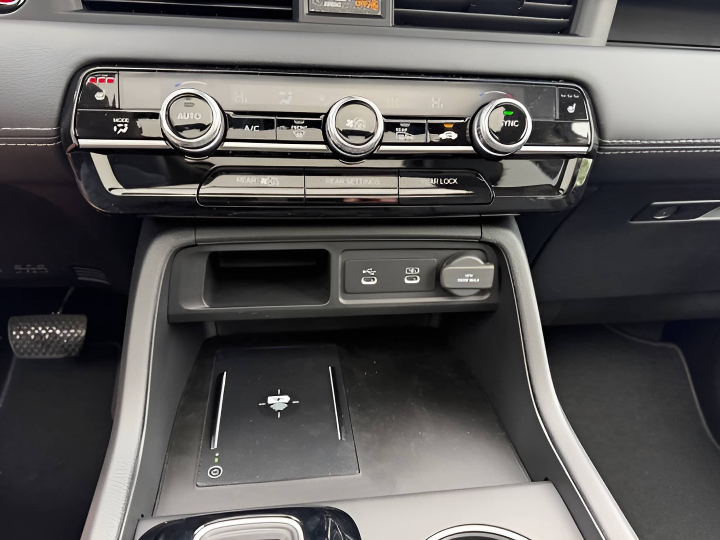 2026 Honda Pilot Touring - Photo 19