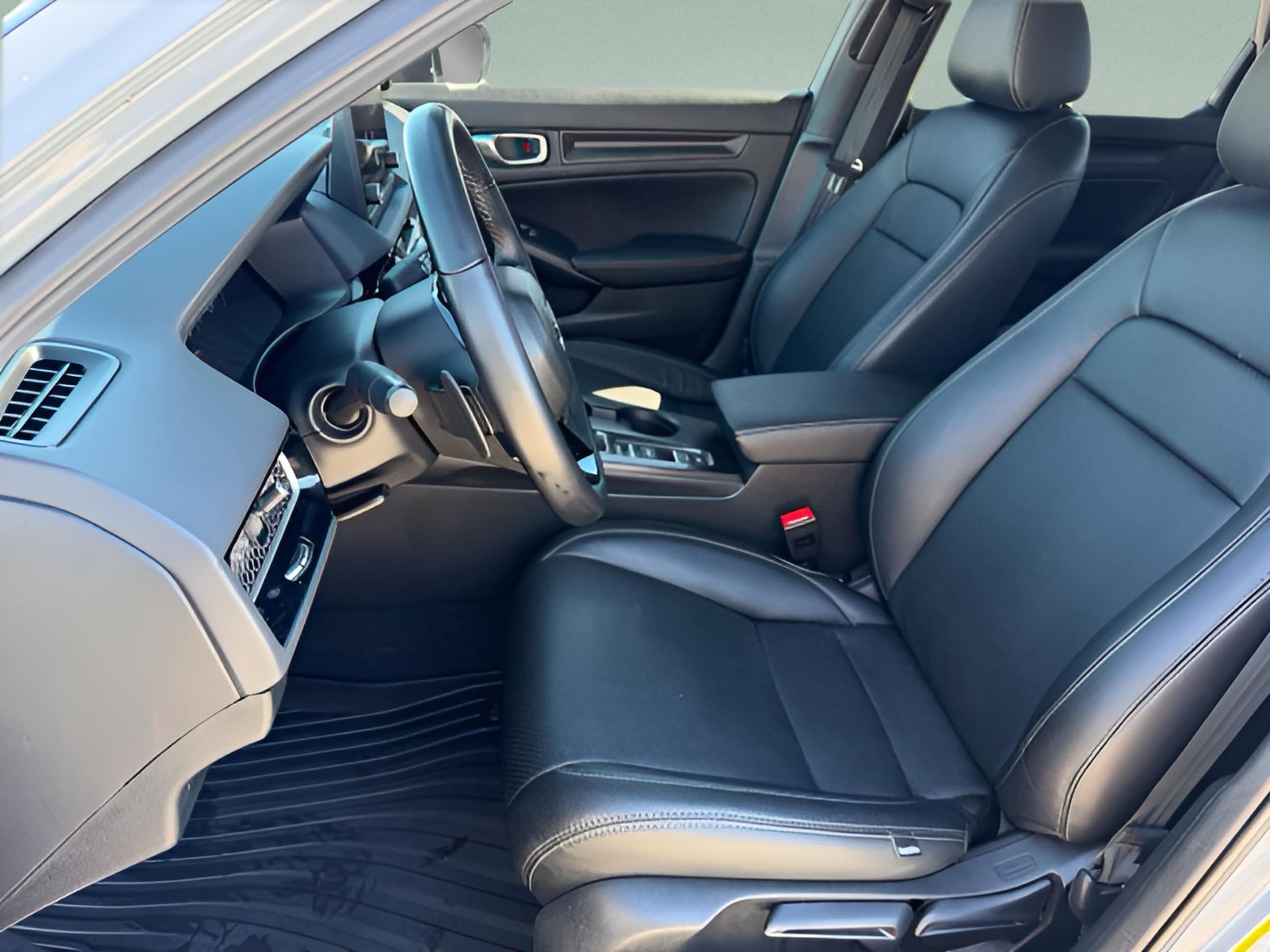 2025 Honda Civic Sport - Photo 21