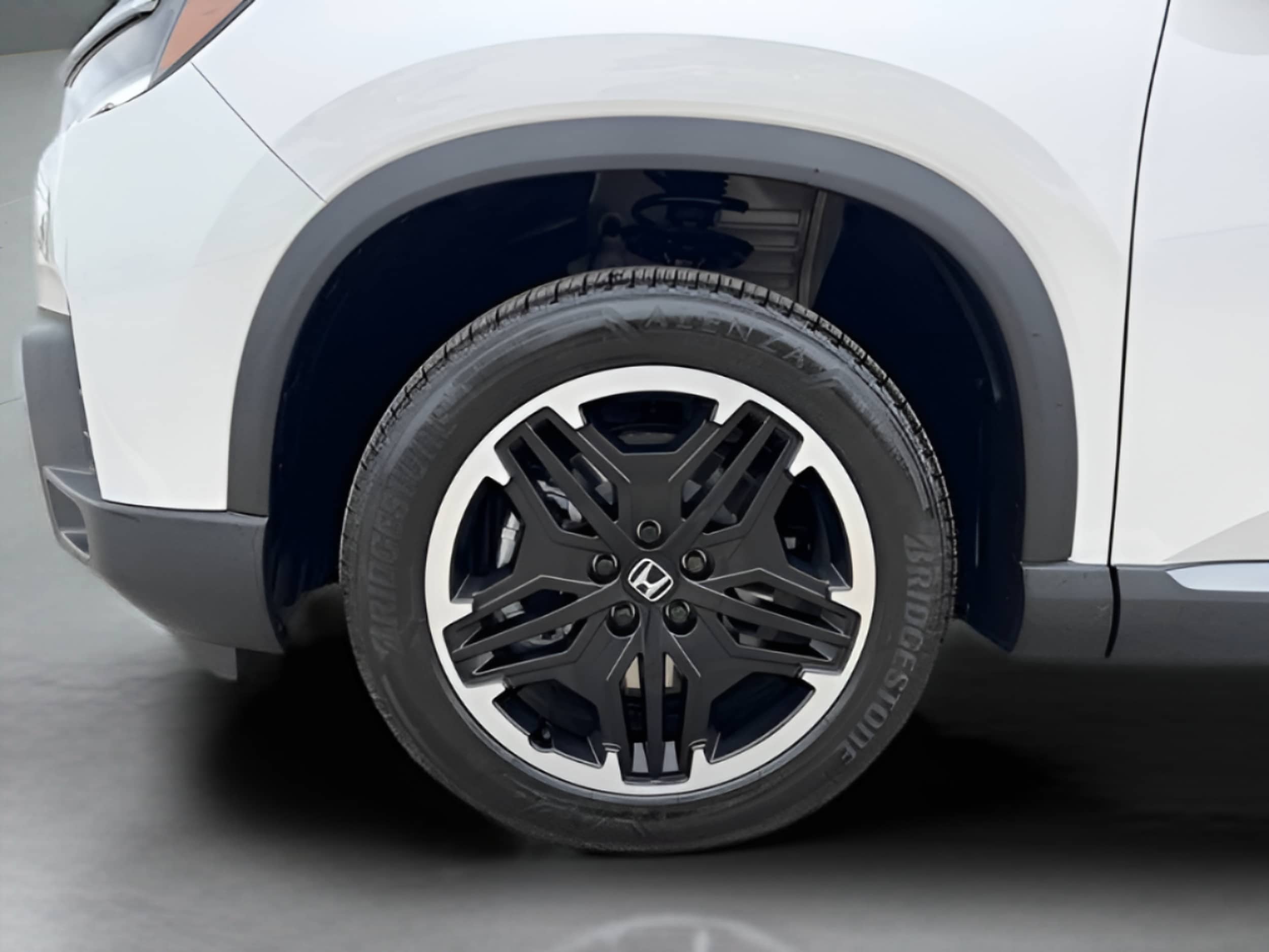 2026 Honda Pilot Touring - Photo 37