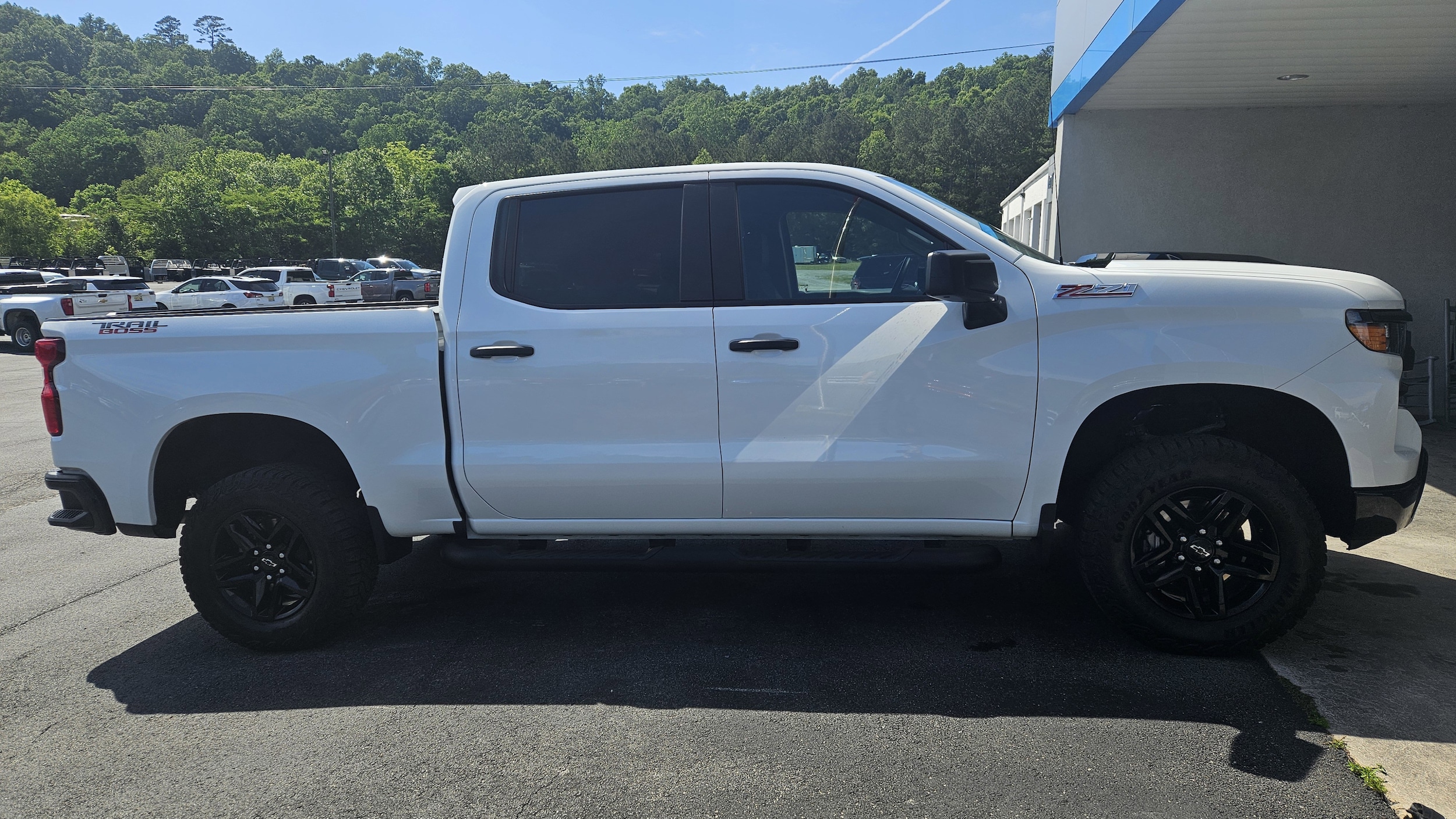 2025 Chevrolet Silverado 1500 Custom Trail Boss