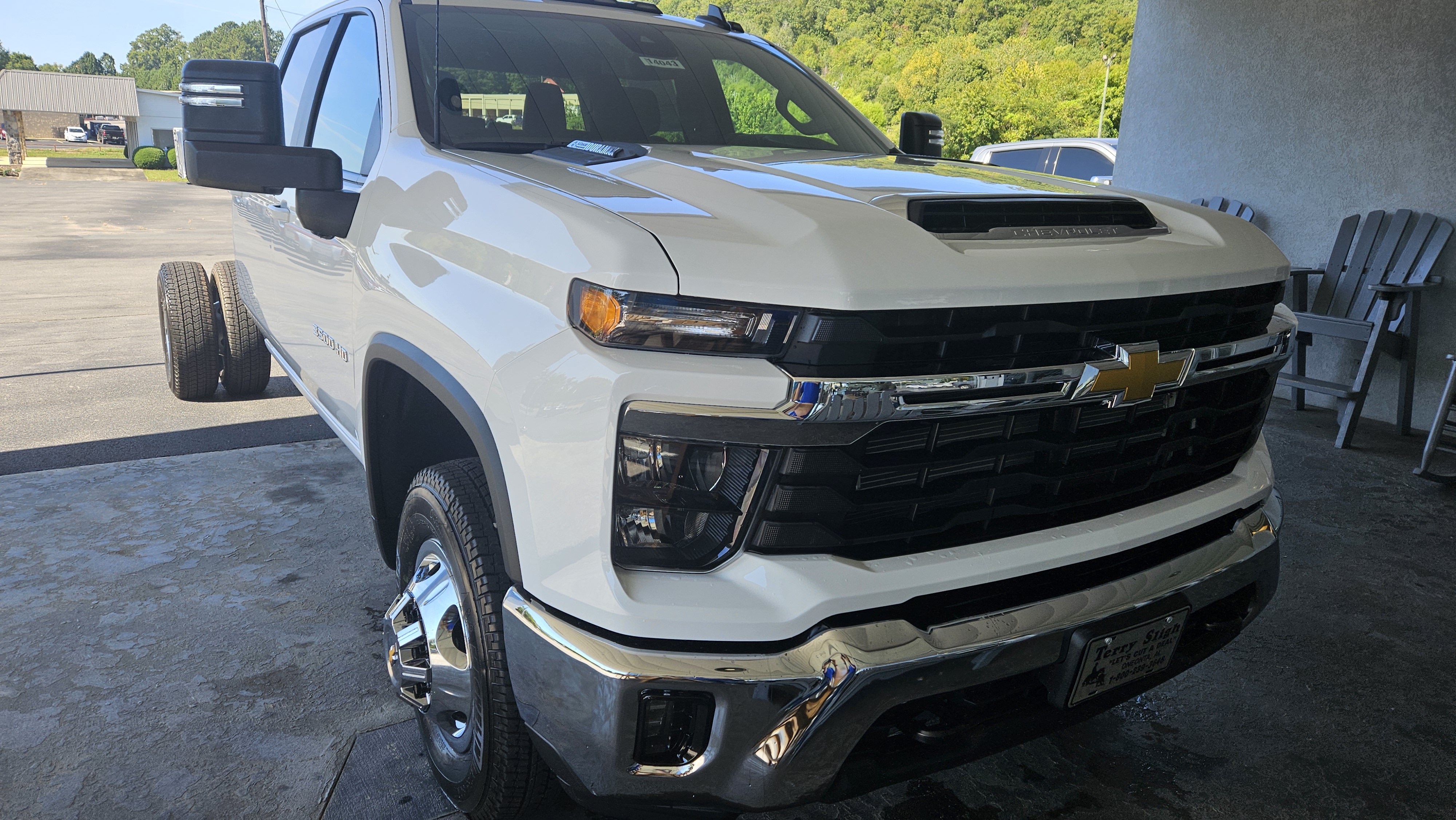 New 2026 Chevrolet Silverado 3500 HD Chassis Cab LT Truck