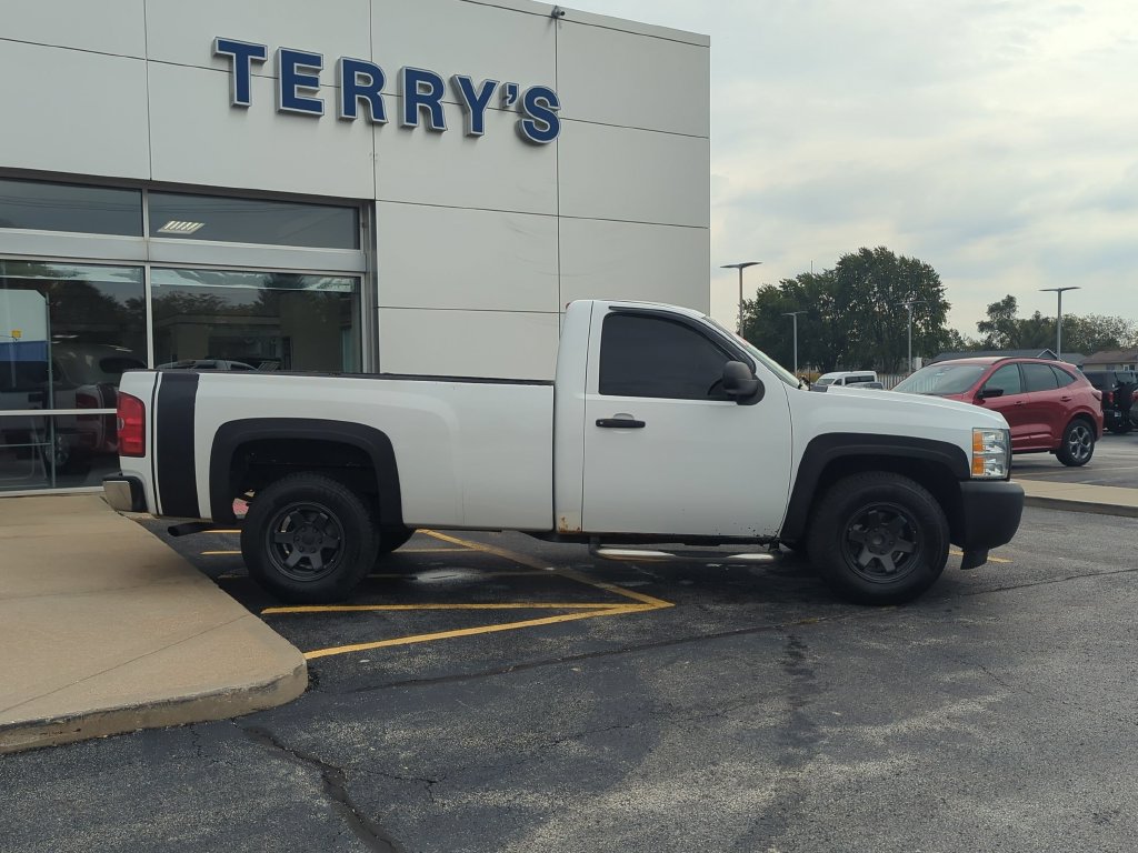Used 2013 Chevrolet Silverado 1500 Work Truck with VIN 1GCNCPEX6DZ386095 for sale in Peotone, IL