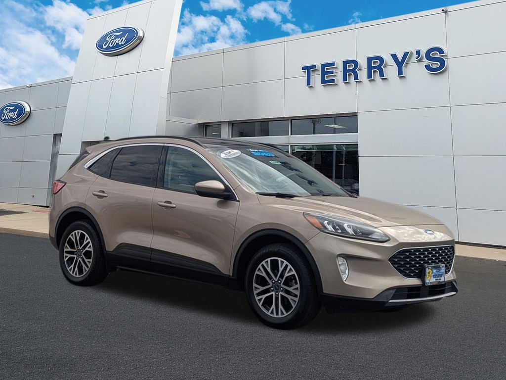 2020 Ford Escape SEL