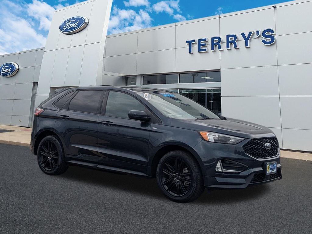 2023 Ford Edge