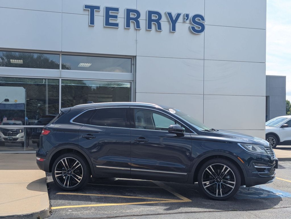 Used 2017 Lincoln MKC Reserve with VIN 5LMTJ3DH5HUL19452 for sale in Peotone, IL