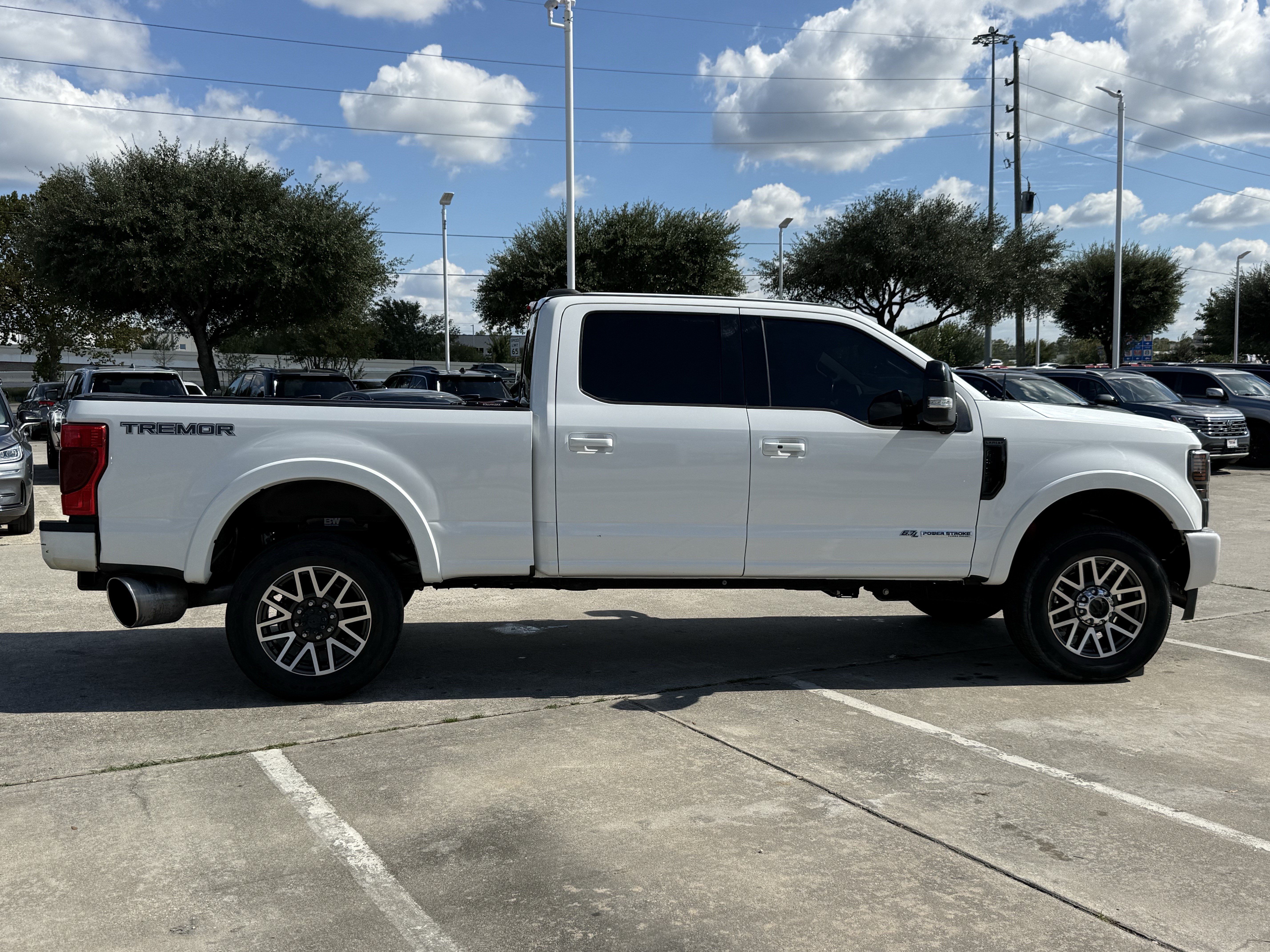 Used 2021 Ford F-250 LARIAT Truck Crew Cab
