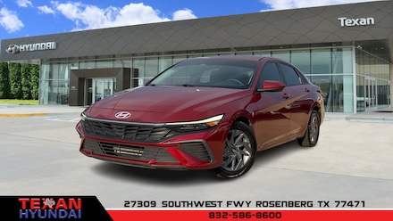 2024 Hyundai Elantra SEL Sedan