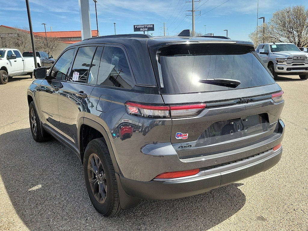 New 2026 Jeep Grand Cherokee LAREDO ALTITUDE 4X4 Sport Utility