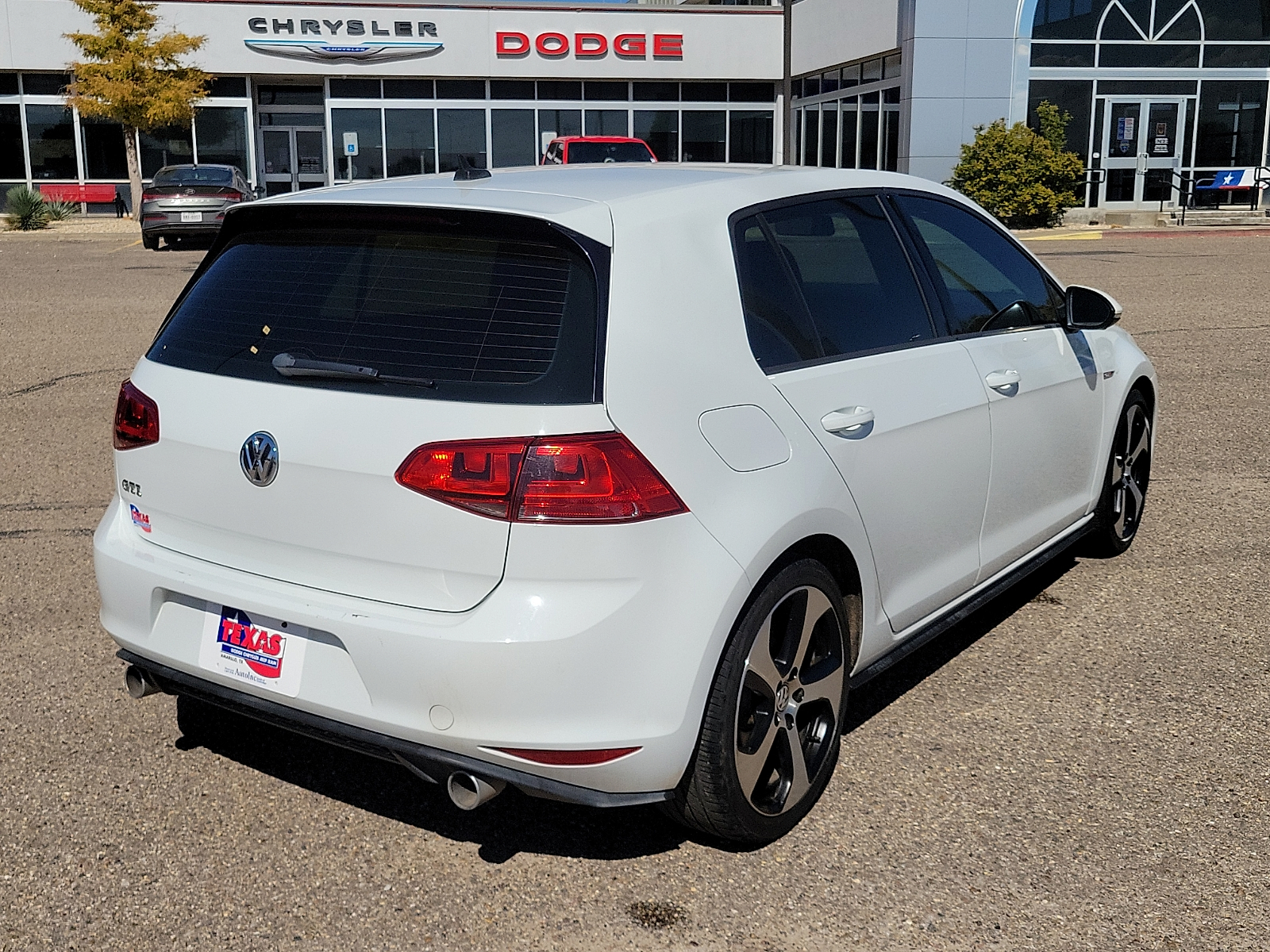 Used 2017 Volkswagen Golf GTI S 4-Door Hatchback