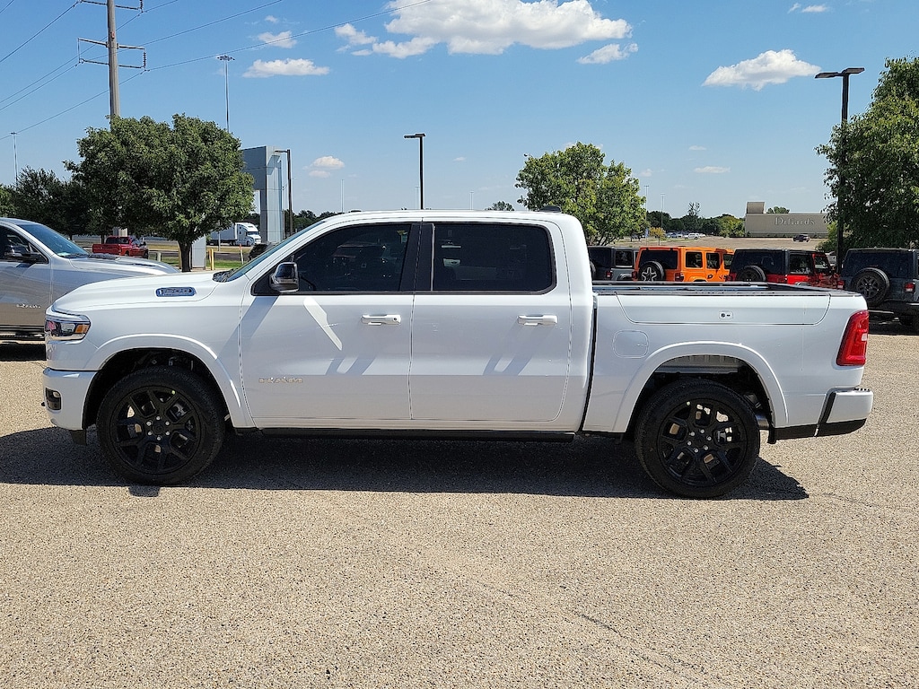 New 2026 Ram 1500 LARAMIE CREW CAB 4X4 5'7 BOX Pickup
