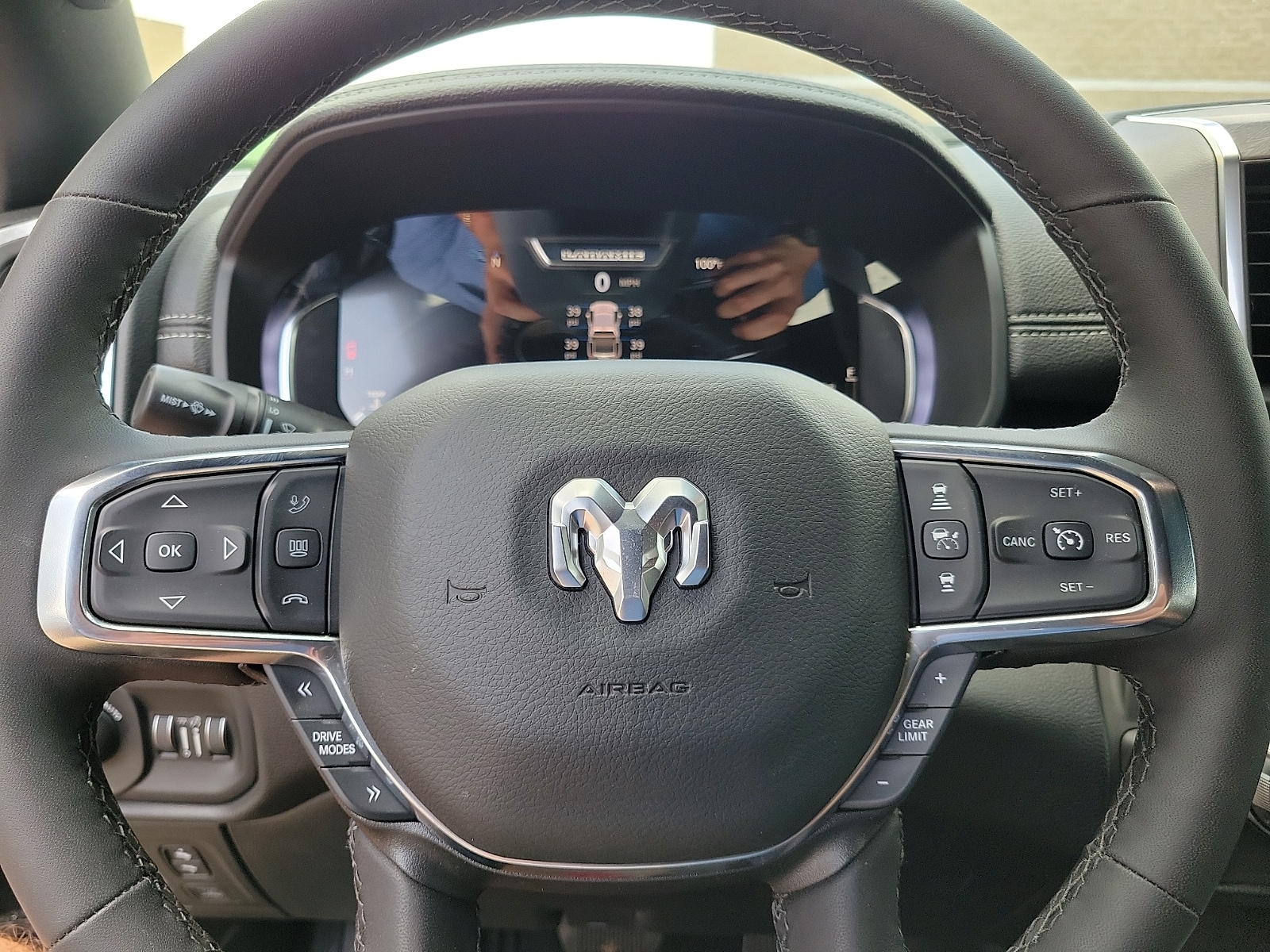 2026 RAM 1500 Laramie - Photo 17