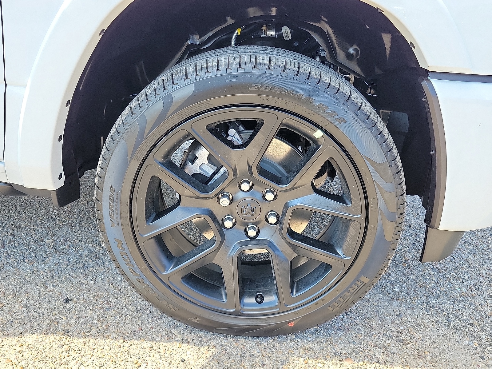 2026 RAM 1500 Laramie - Photo 7