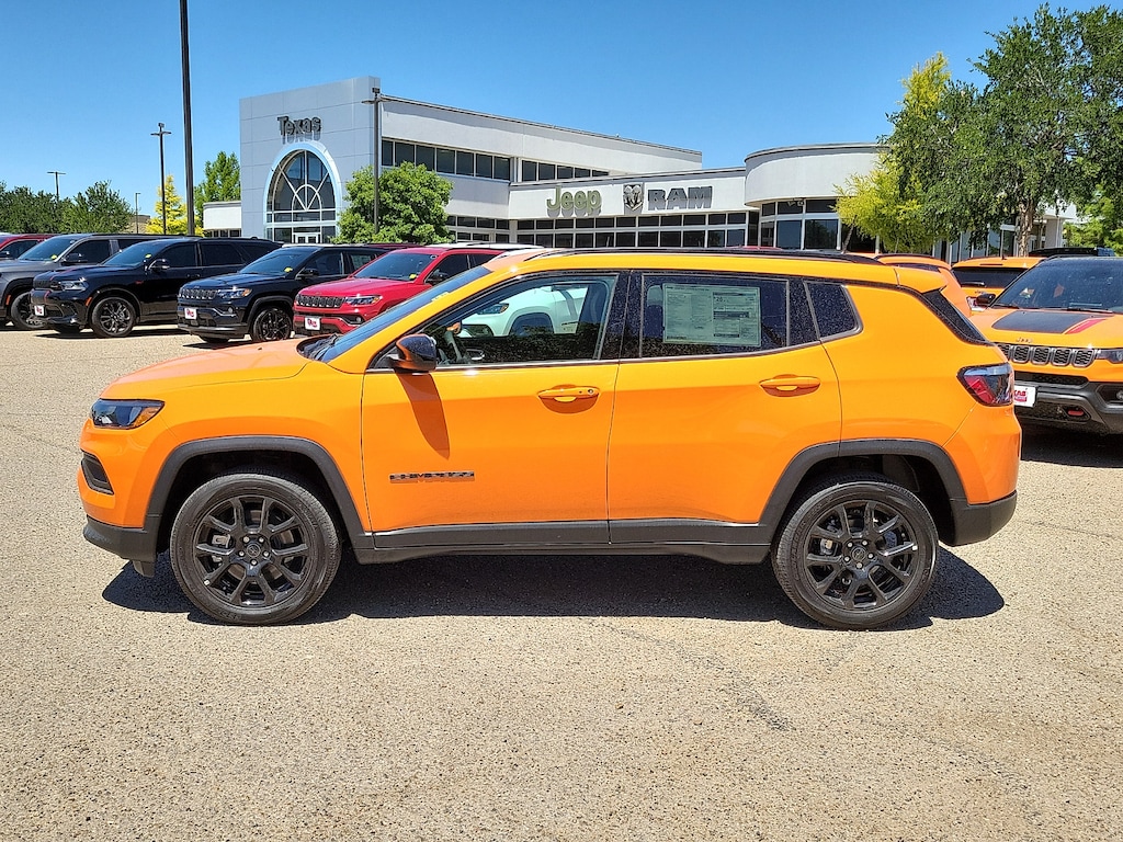New 2026 Jeep Compass LATITUDE ALTITUDE 4X4 Sport Utility