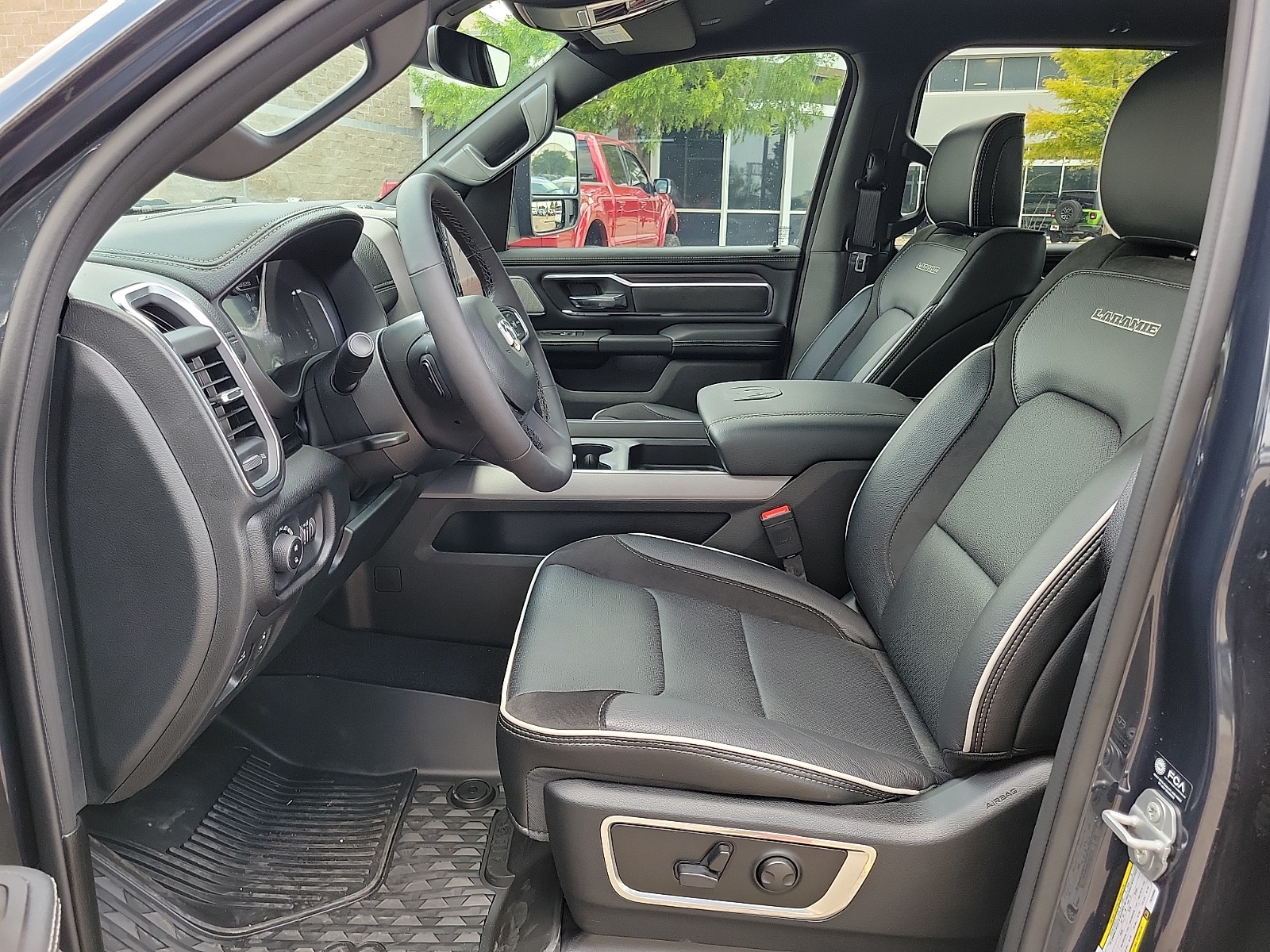 2026 RAM 1500 Laramie - Photo 12
