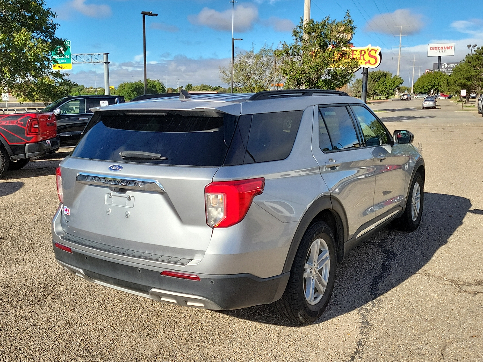 Used 2024 Ford Explorer XLT SUV