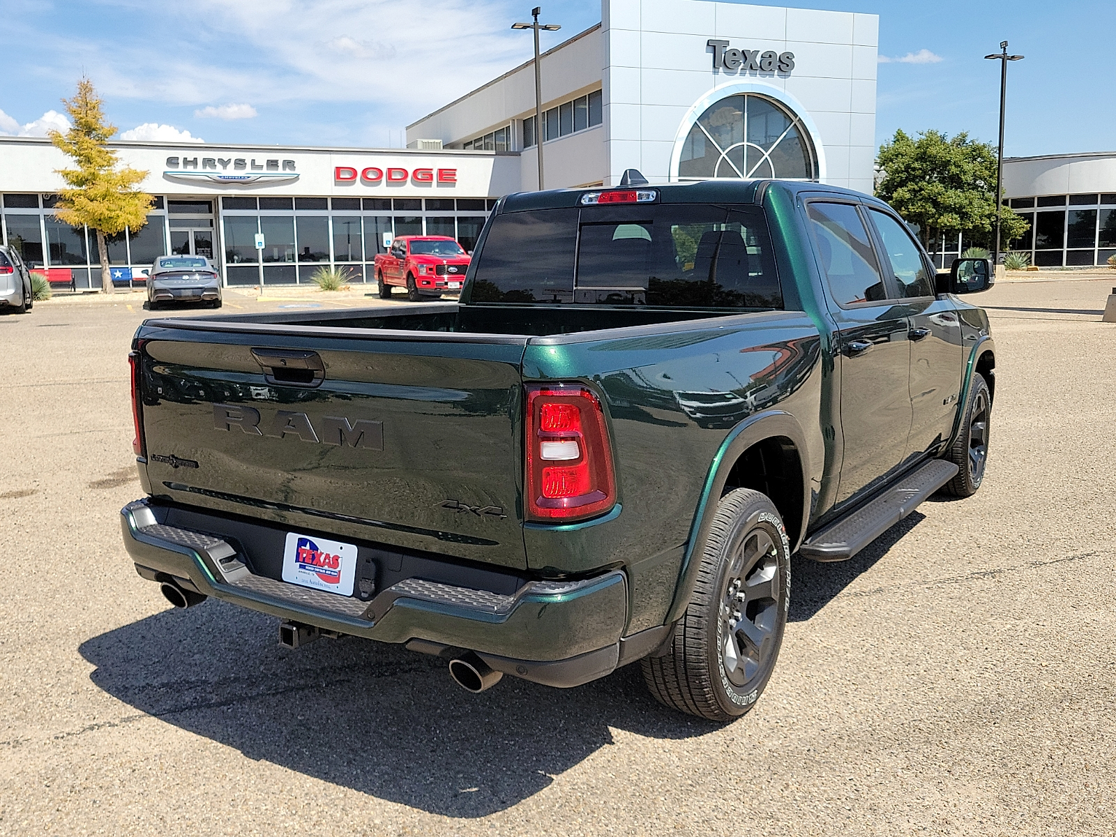 New 2026 Ram 1500 LONE STAR CREW CAB 4X4 5'7 BOX Pickup
