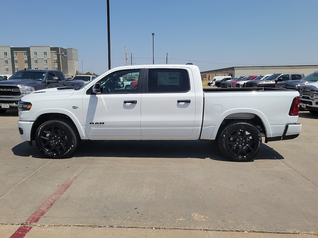 New 2026 Ram 1500 LARAMIE CREW CAB 4X4 5'7 BOX Pickup