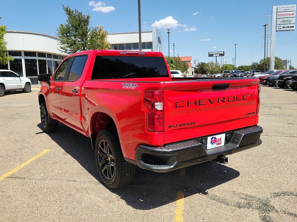 Used 2025 Chevrolet Silverado 1500 Custom Trail Boss Truck Crew Cab