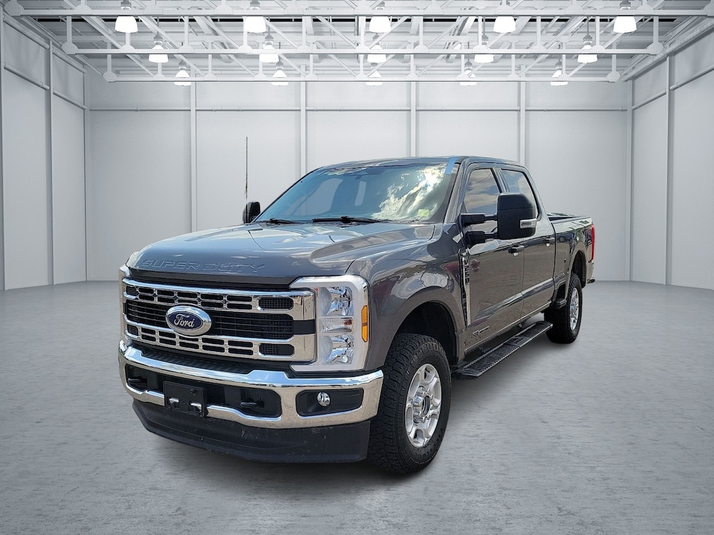 Used 2025 Ford F-250 Truck Crew Cab
