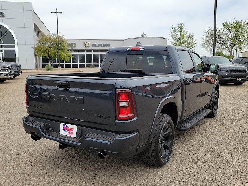 New 2026 Ram 1500 LONE STAR CREW CAB 4X4 5'7 BOX Pickup