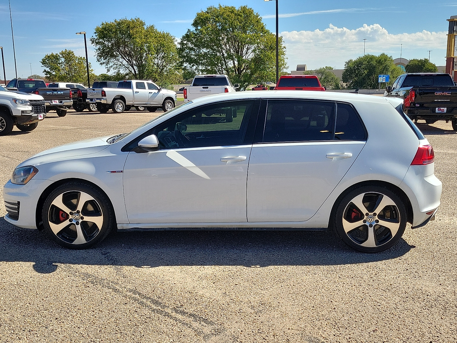 Used 2017 Volkswagen Golf GTI S 4-Door Hatchback