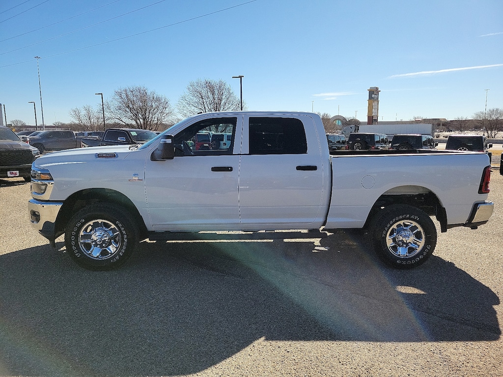 New 2026 Ram 2500 TRADESMAN CREW CAB 4X4 6'4 BOX Pickup