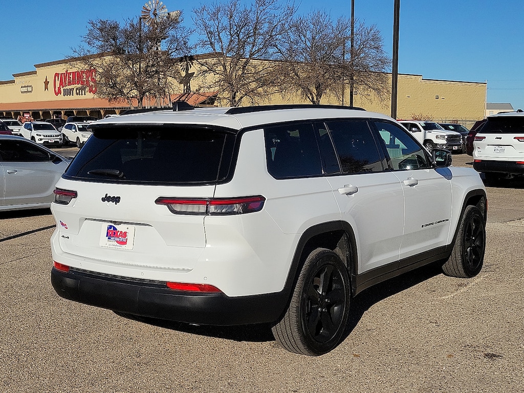 New 2025 Jeep Grand Cherokee L ALTITUDE X 4X4 Sport Utility