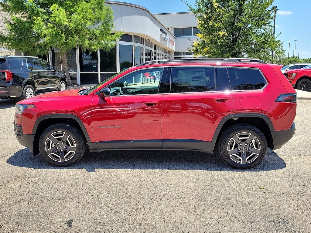 New 2026 Jeep Cherokee LAREDO 4X4 Sport Utility