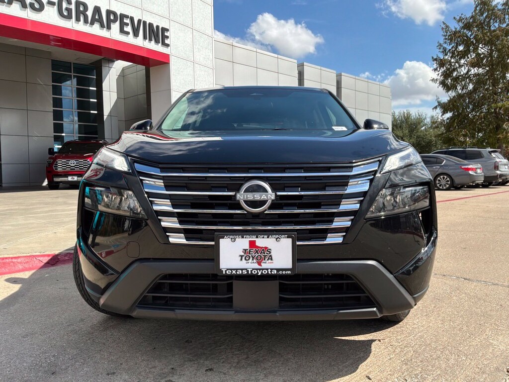 Used 2025 Nissan