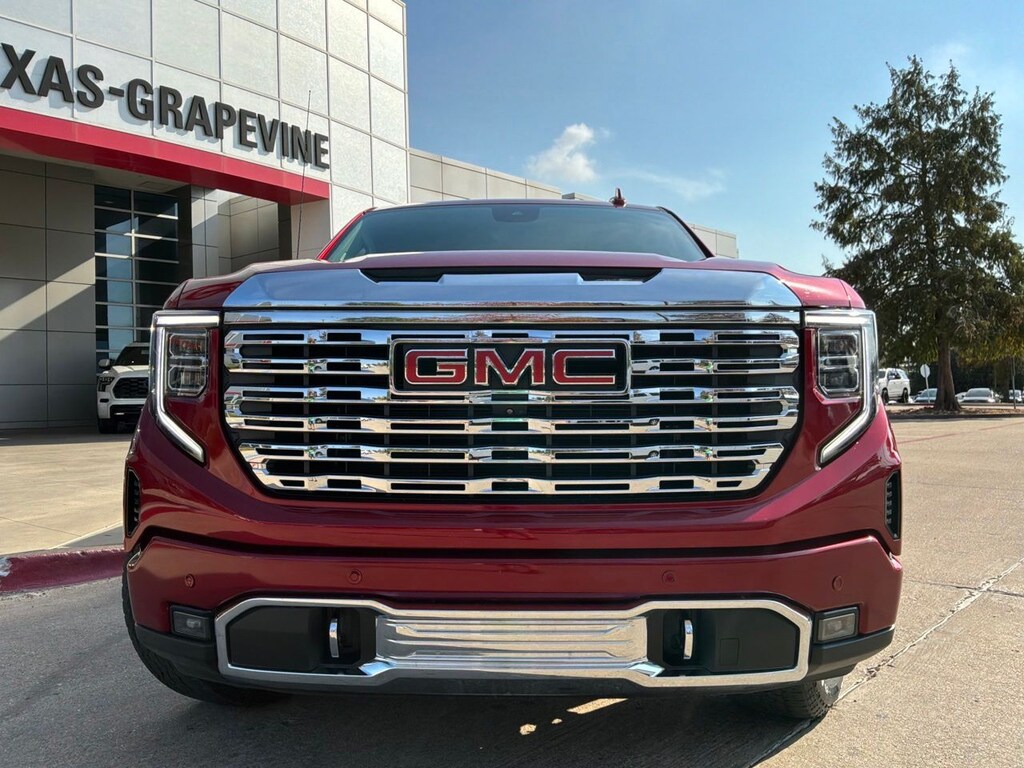 Used 2023 GMC
