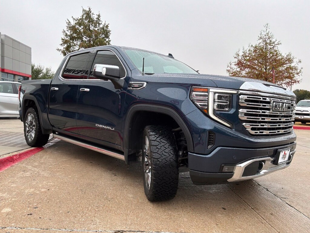 Used 2023 GMC