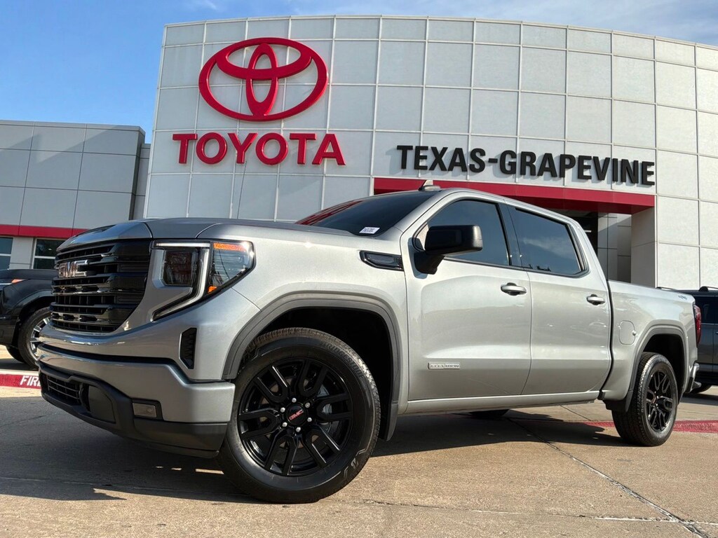 Used 2024 GMC