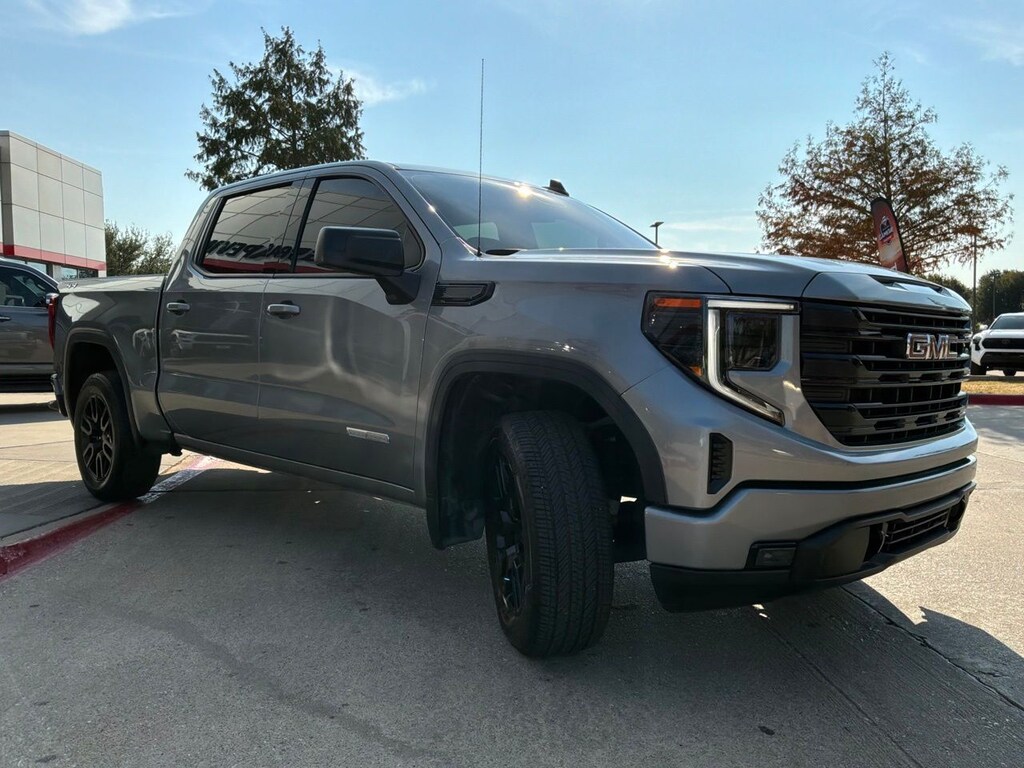 Used 2024 GMC