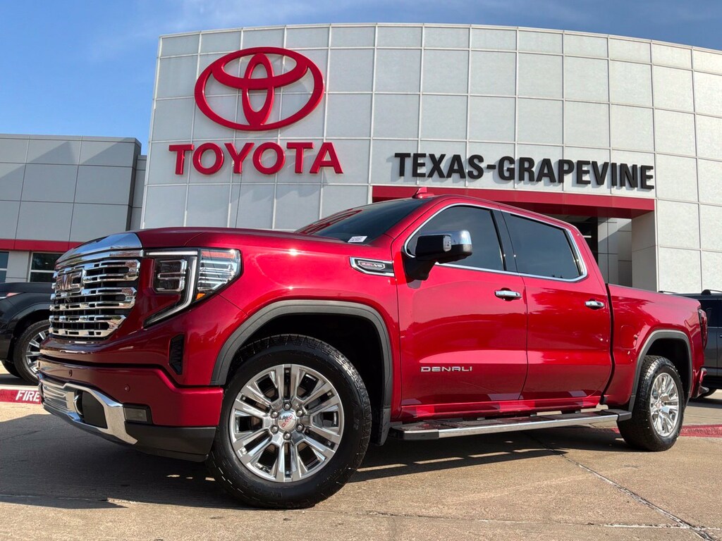 Used 2023 GMC