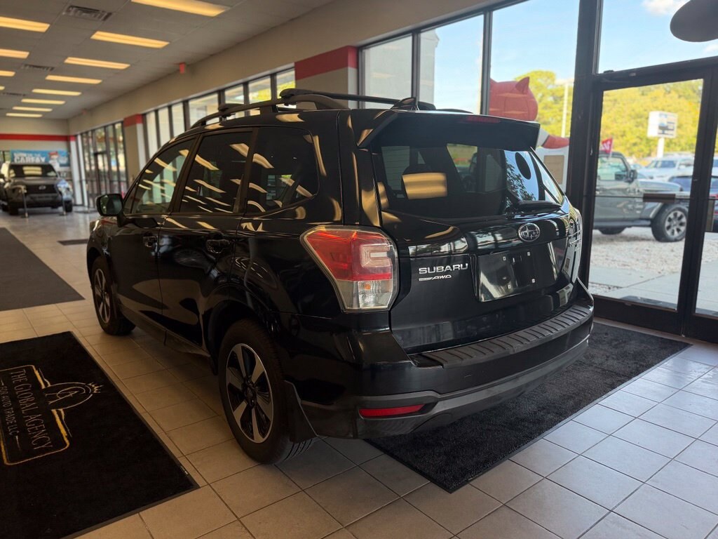 Used 2017 Subaru Forester 2.5i Premium SUV