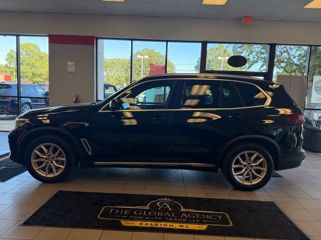 Used 2021 BMW X5 xDrive40i SUV
