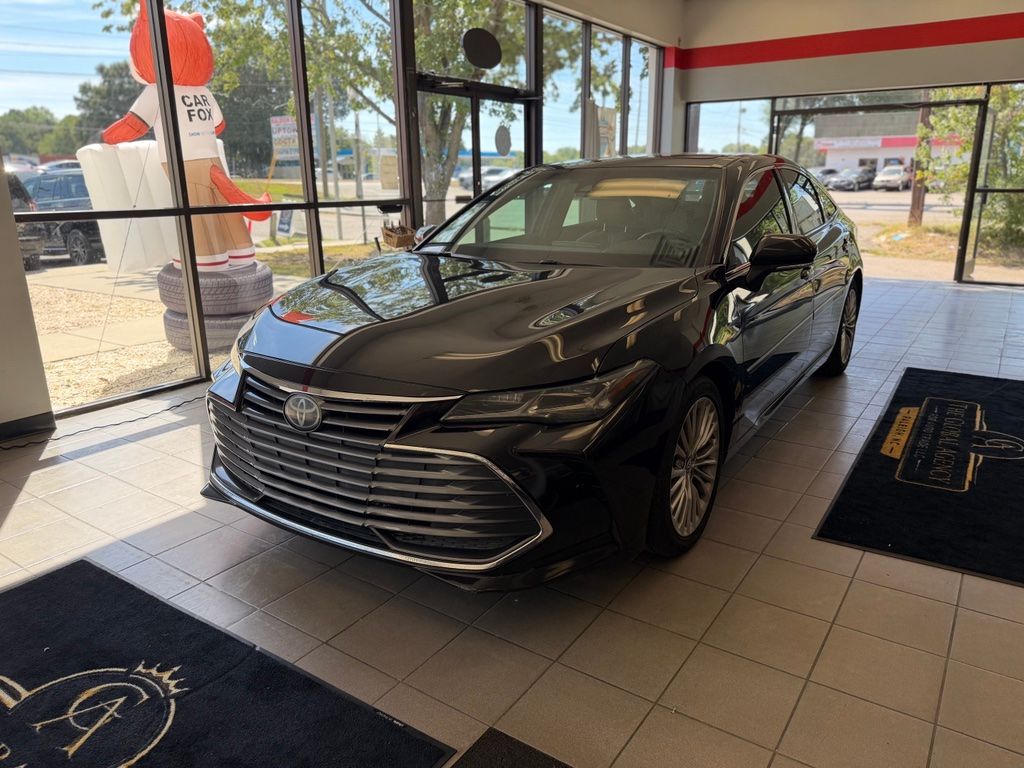 Used 2019 Toyota Avalon Limited Sedan