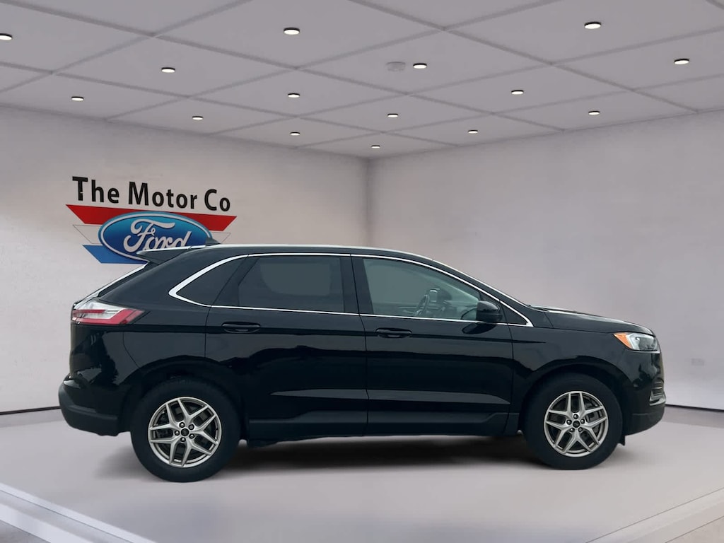 Used 2023 Ford Edge SEL AWD