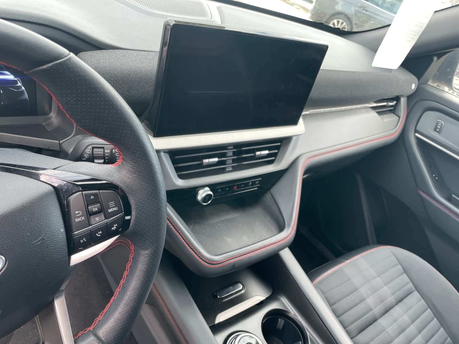 2025 Ford Explorer ST-LINE - Photo 12