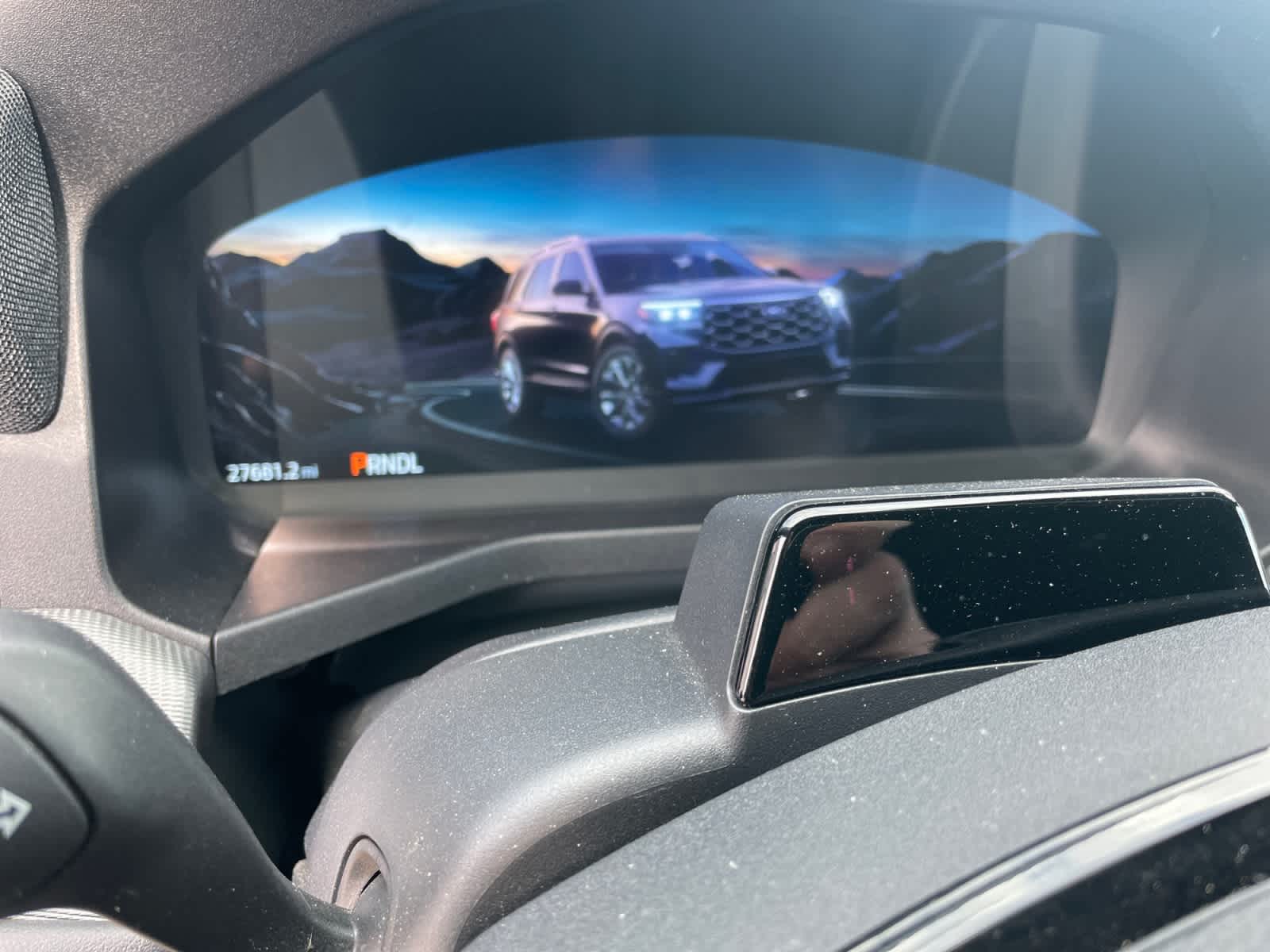2025 Ford Explorer ST-LINE - Photo 14