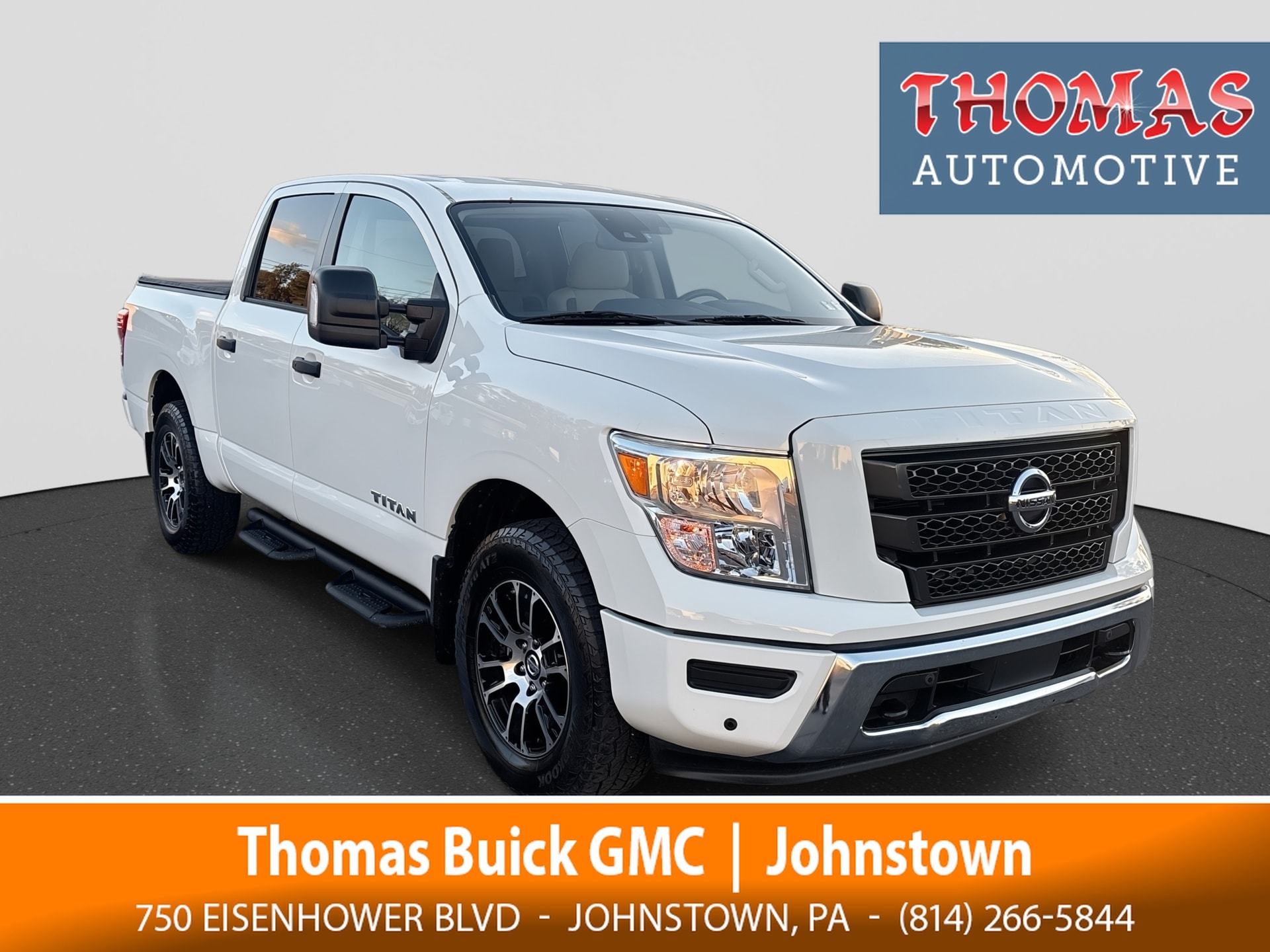 2022 Nissan Titan SV