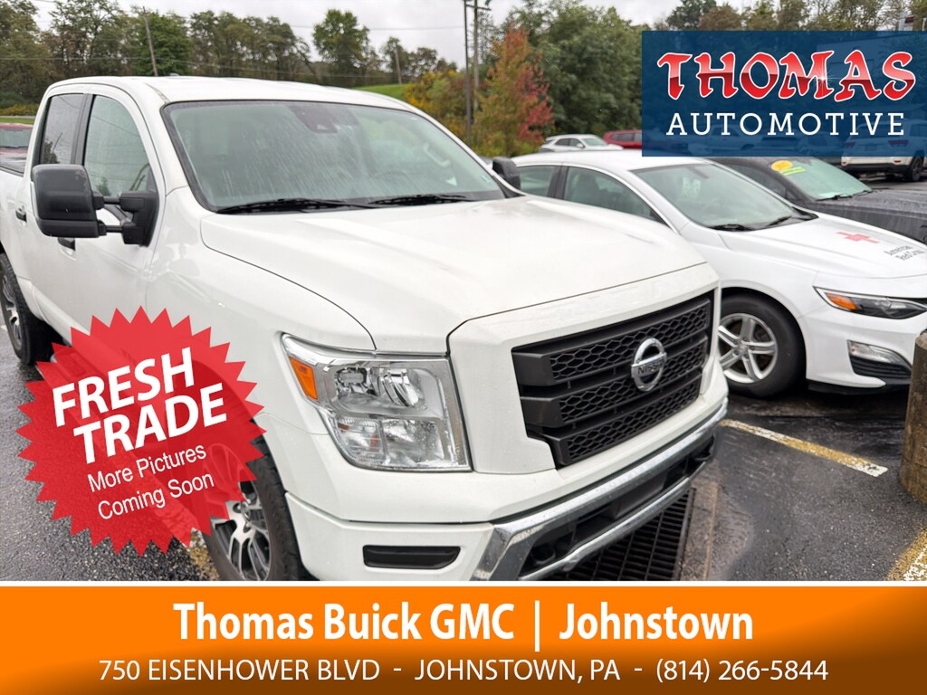 Used 2022 Nissan Titan Crew Cab SV 4x4 Truck Crew Cab