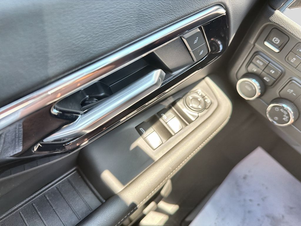 2026 Chevrolet Tahoe LS - Photo 18