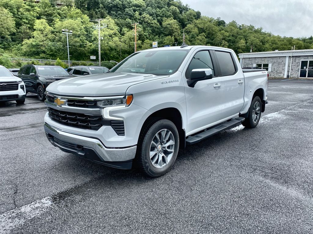 2026 Chevrolet Silverado 1500 LT - Photo 4