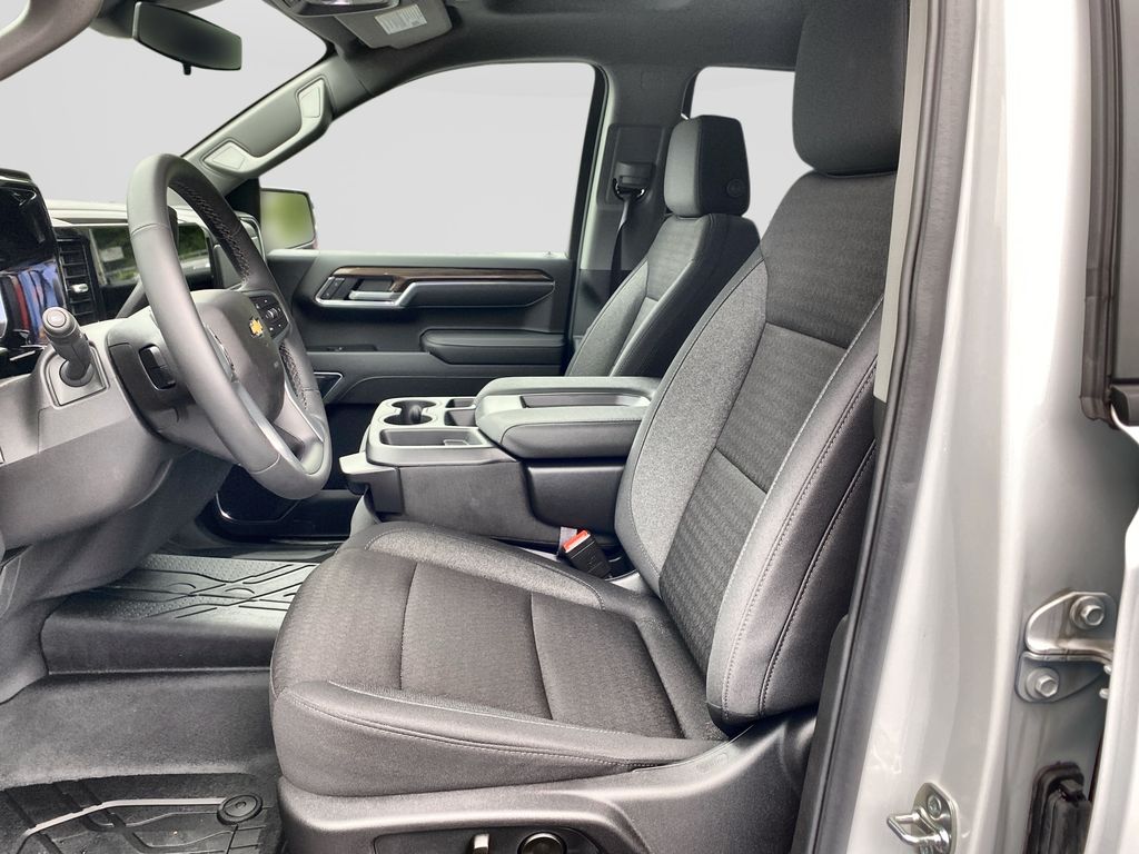 2026 Chevrolet Silverado 1500 LT - Photo 14