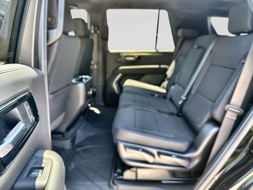 2026 Chevrolet Tahoe LS - Photo 31