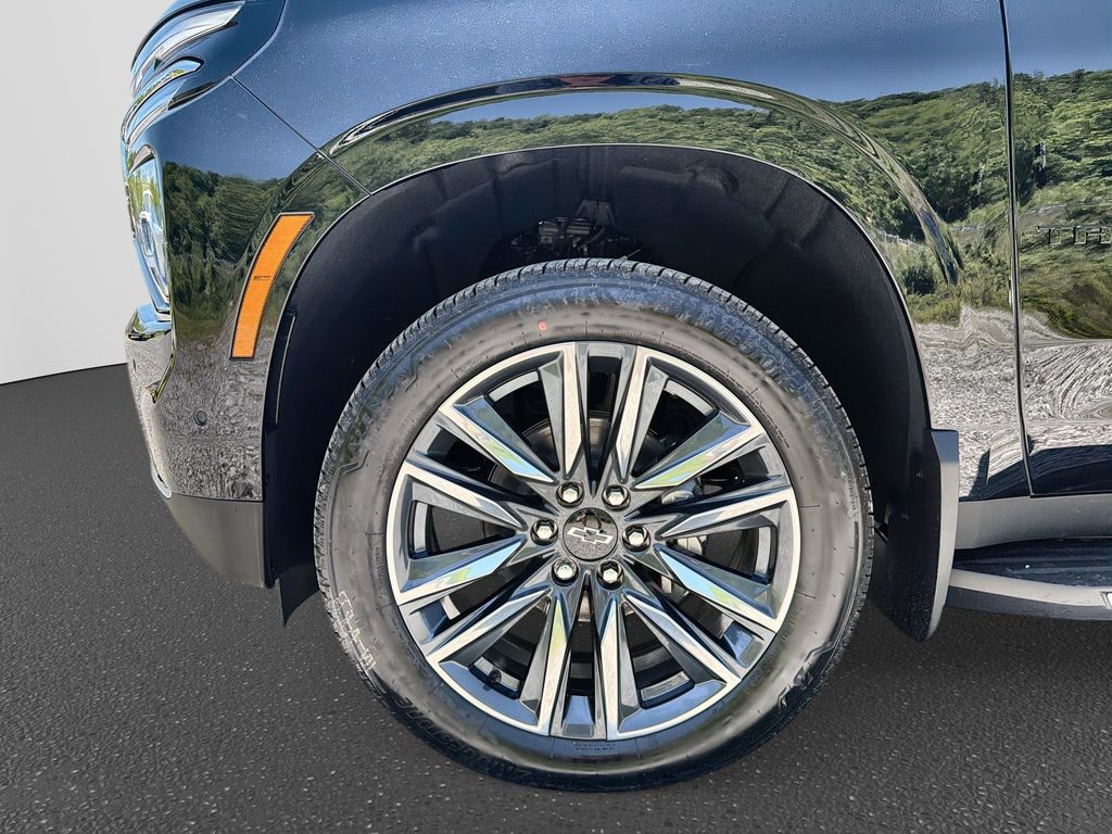 2026 Chevrolet Tahoe LS - Photo 14