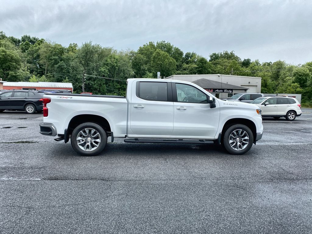 2026 Chevrolet Silverado 1500 LT - Photo 9