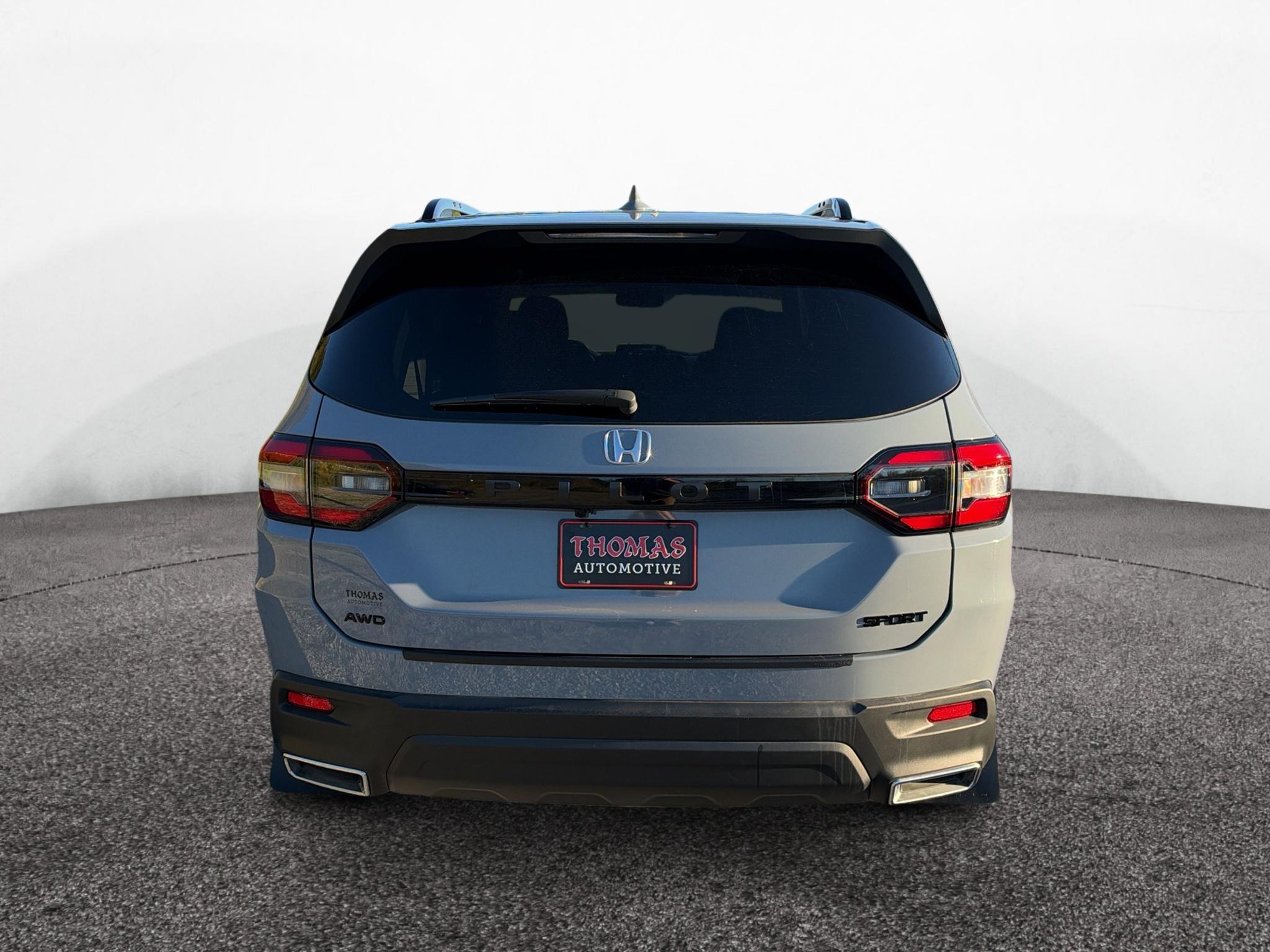 Used 2025 Honda Pilot Sport SUV